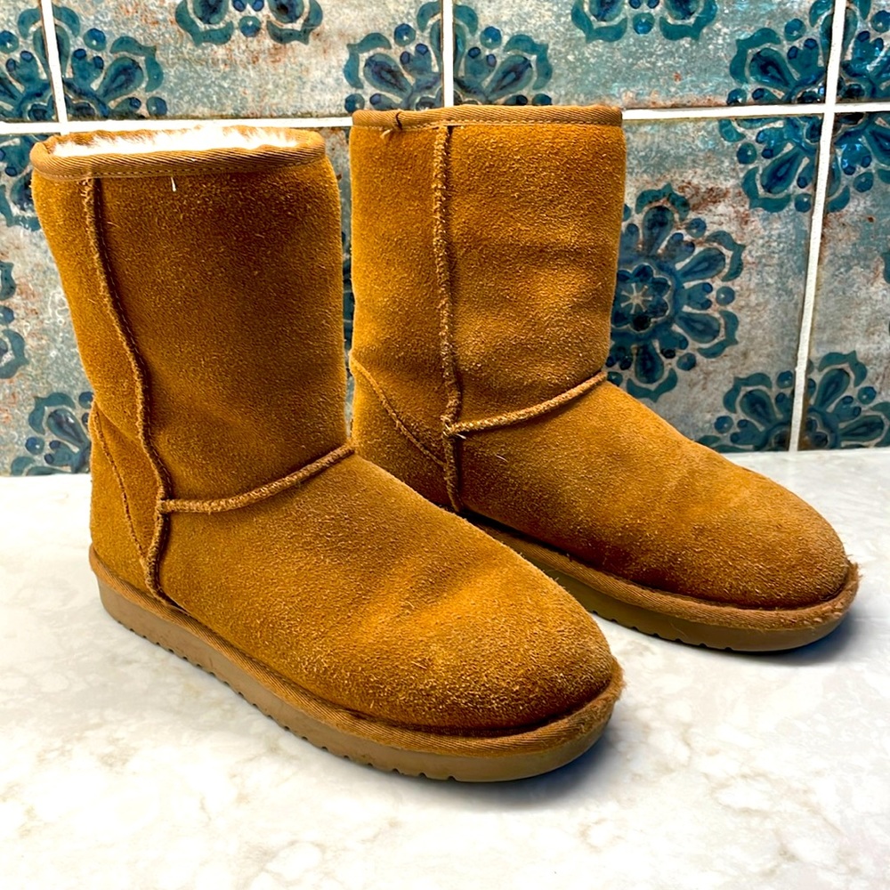 Ugg koolaburra boots size 7